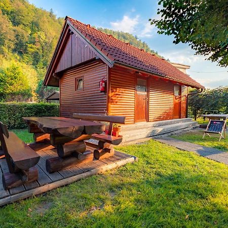 Pocitniska Hiska Pod Skalco Villa Камник Екстериор снимка