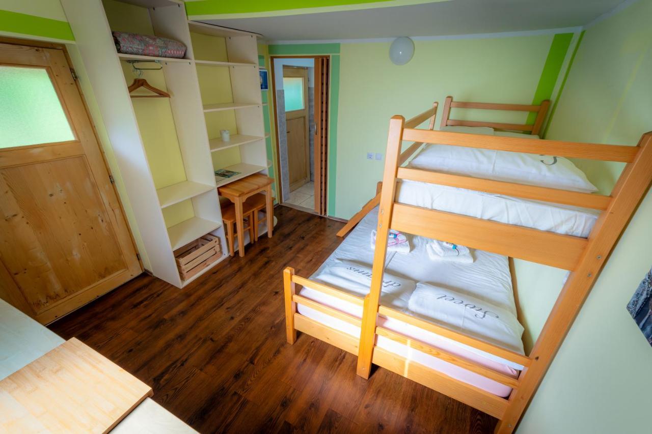 Pocitniska Hiska Pod Skalco Villa Камник Екстериор снимка