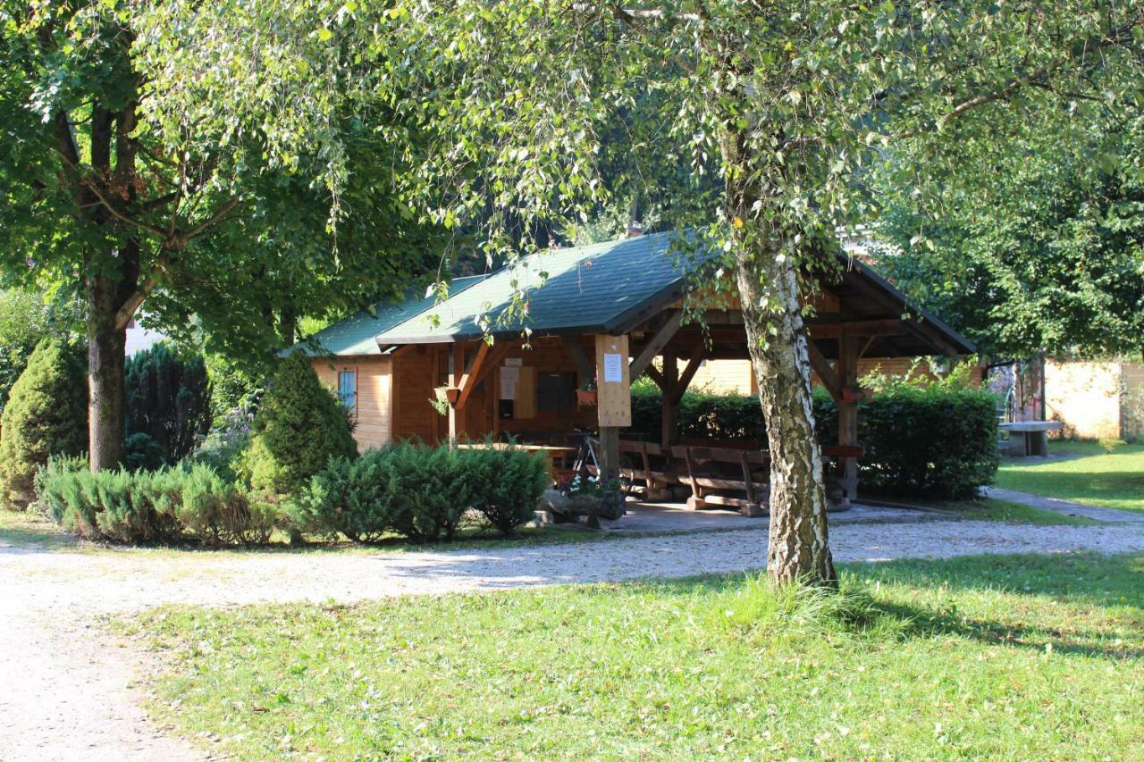 Pocitniska Hiska Pod Skalco Villa Камник Екстериор снимка